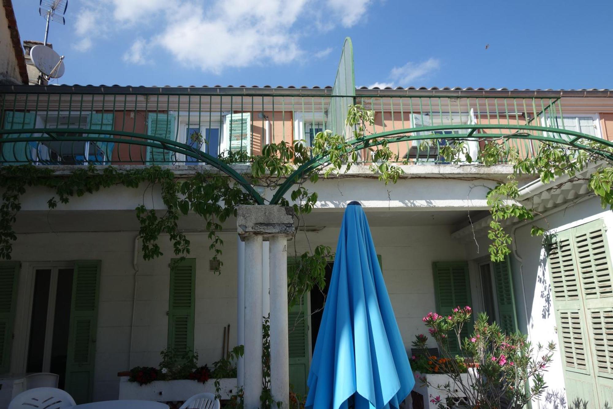 Le Prejoly Hotel 2*